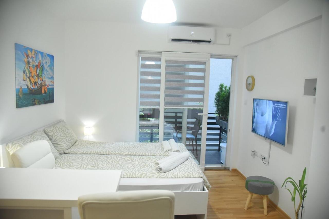 Dekart 2 Apartment Nis Exterior photo